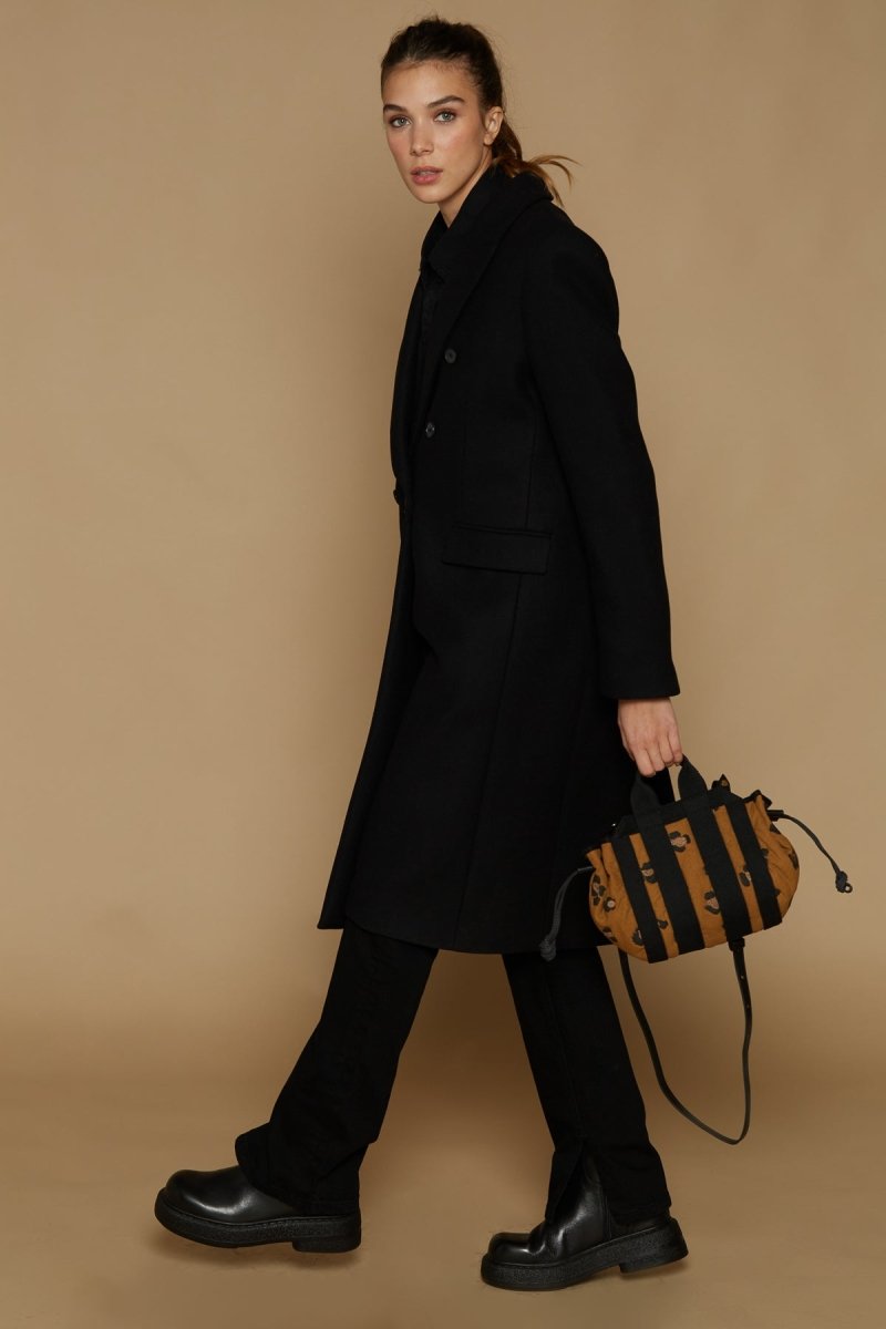 Quilted and Embroidered Strap Bag (M) - Leonard - Black - Inoui Editions Europe